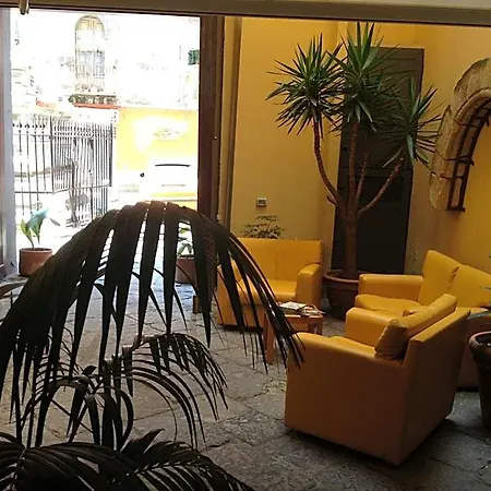 Caravaggio Hotel