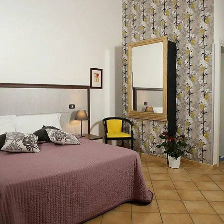 Caravaggio Hotel Neapol