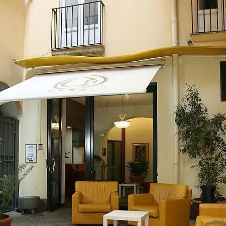 Caravaggio Отель